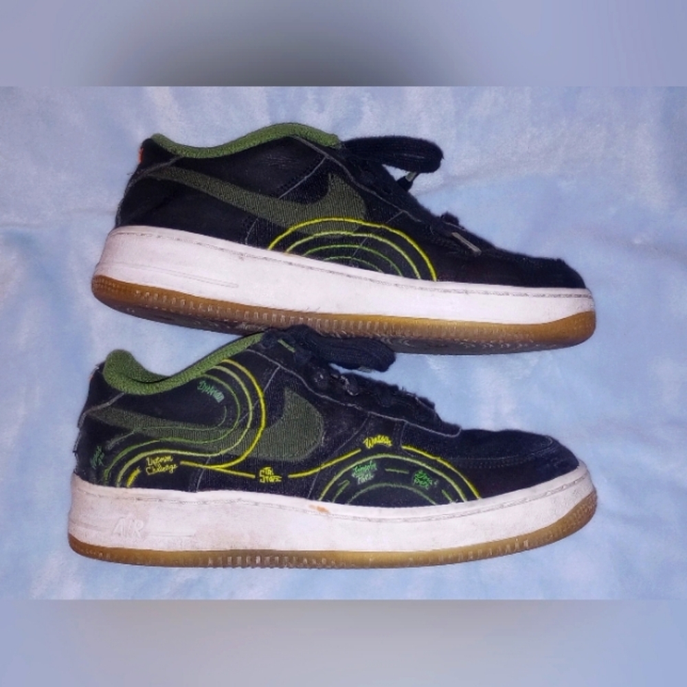 Nike Air Force Ones Black Green Y 6